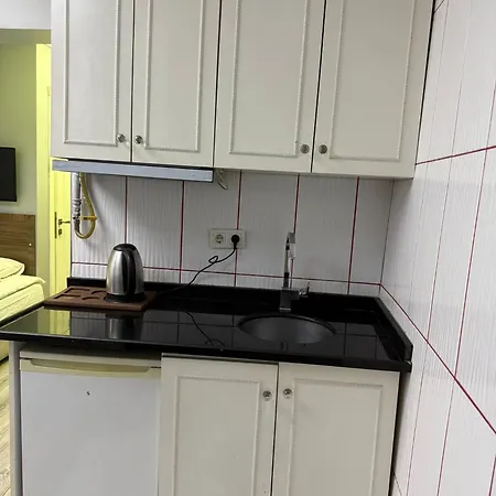 Aparthotel Holiday Suit