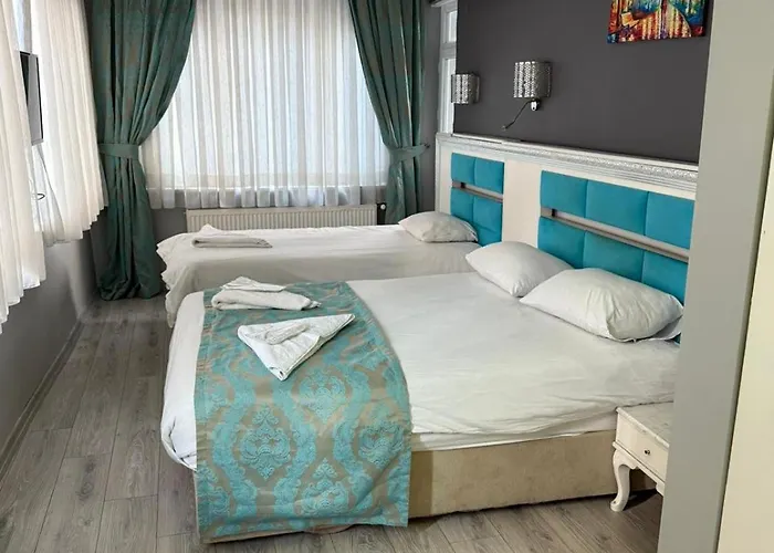 Holiday Suit Апарт-отель